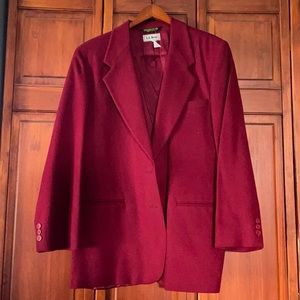 LL Bean dress coat, Maroon & EXCELLENT condition